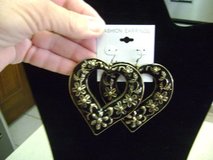 Antique-Look Heart-Shaped Earrings in Luke AFB, Arizona